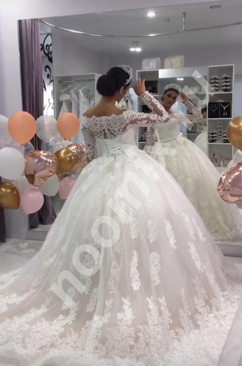 Новое суперпышное свадебное платье со шлейфом,  МОСКВА