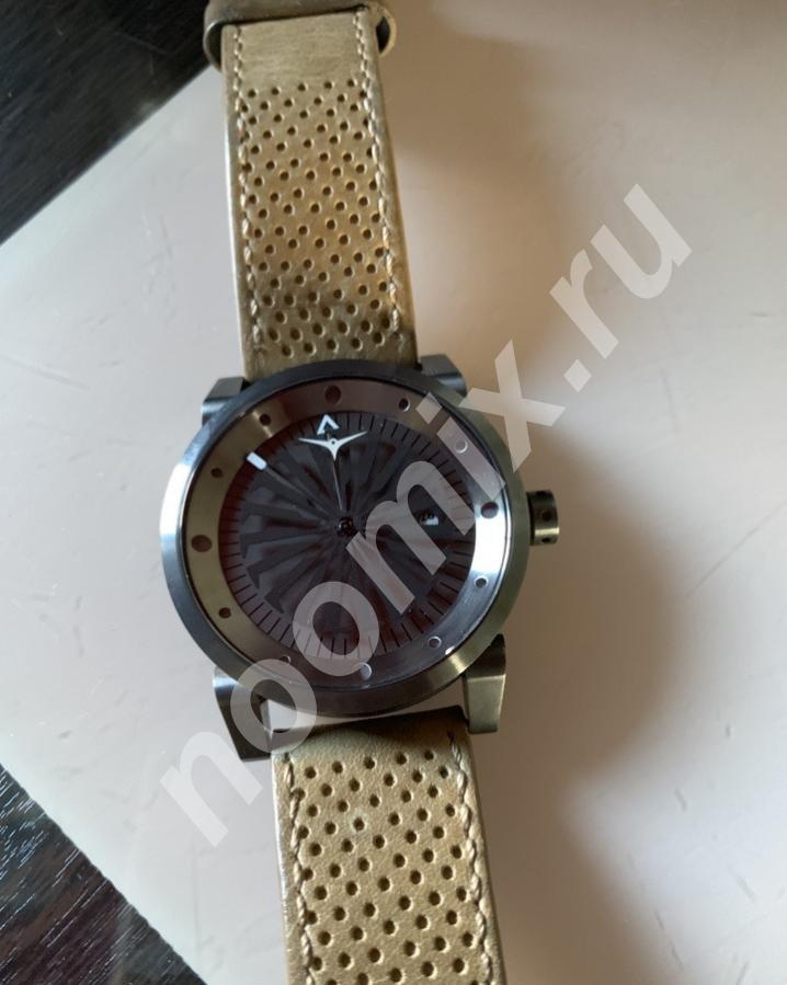 Продам стильные, современные часы фирмы zinvo, Республика Тыва