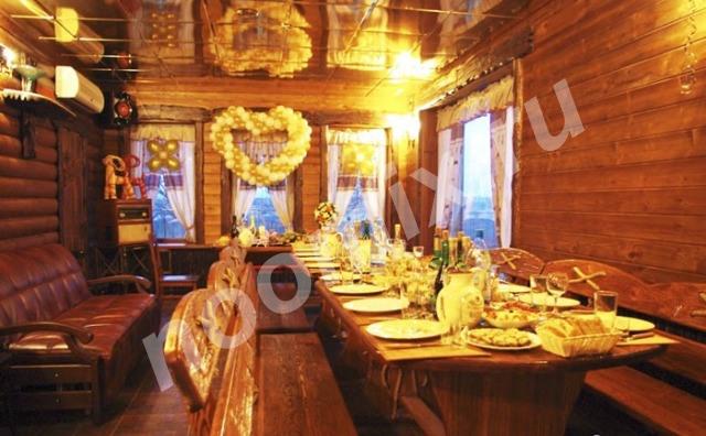Деревянный стол, 2 скамьи в кафе, ресторан, паб, Московская область