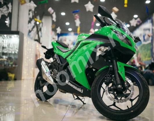 Продаю мотоцикл Kawasaki Ninja 300