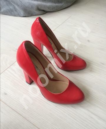 Новые красные туфли La Strada,  МОСКВА