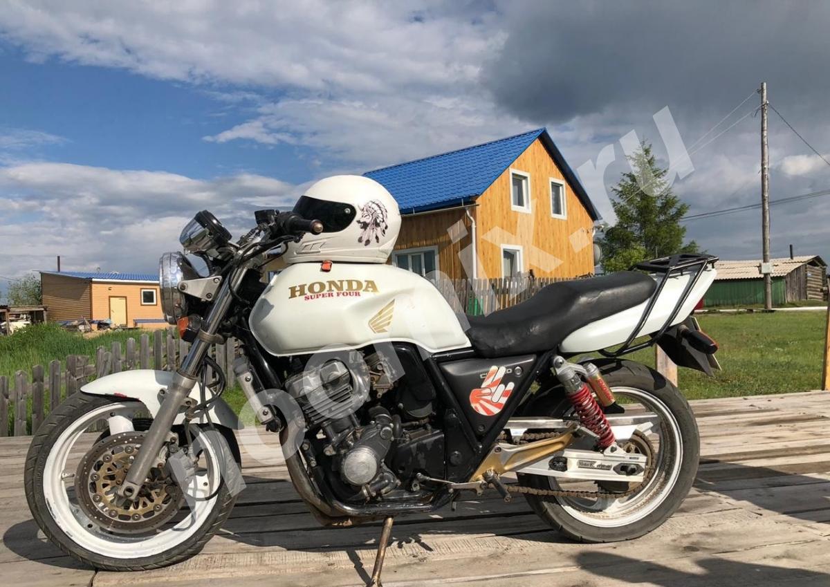 Продаю мотоцикл Honda SB400SF