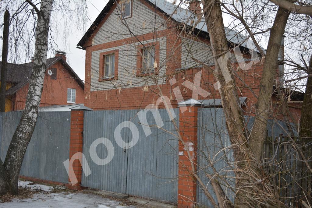 Продаю  дом , 200 кв.м , 10 соток, Кирпич, 9450000 руб., Московская область