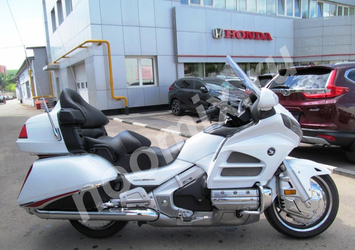 Продается мотоцикл Honda GL 1800 2015,  МОСКВА