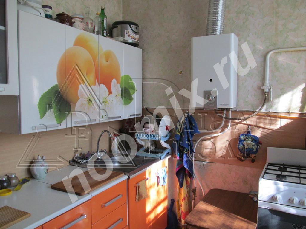 Продается выделенная комната в трехкомнатной квартире, Московская область