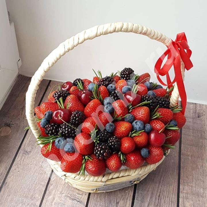 Букет из ягод в корзине, Московская область