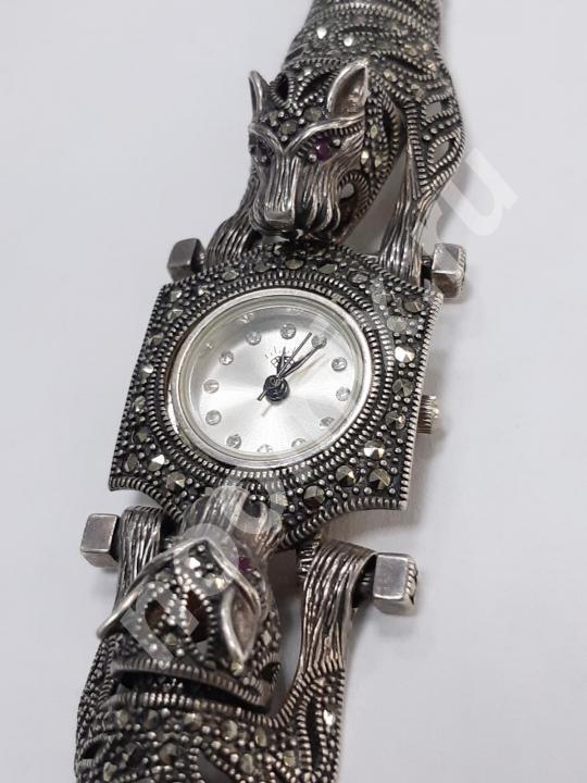 Оригинальный вариант женских часов. Серебро 925 пробы, ...